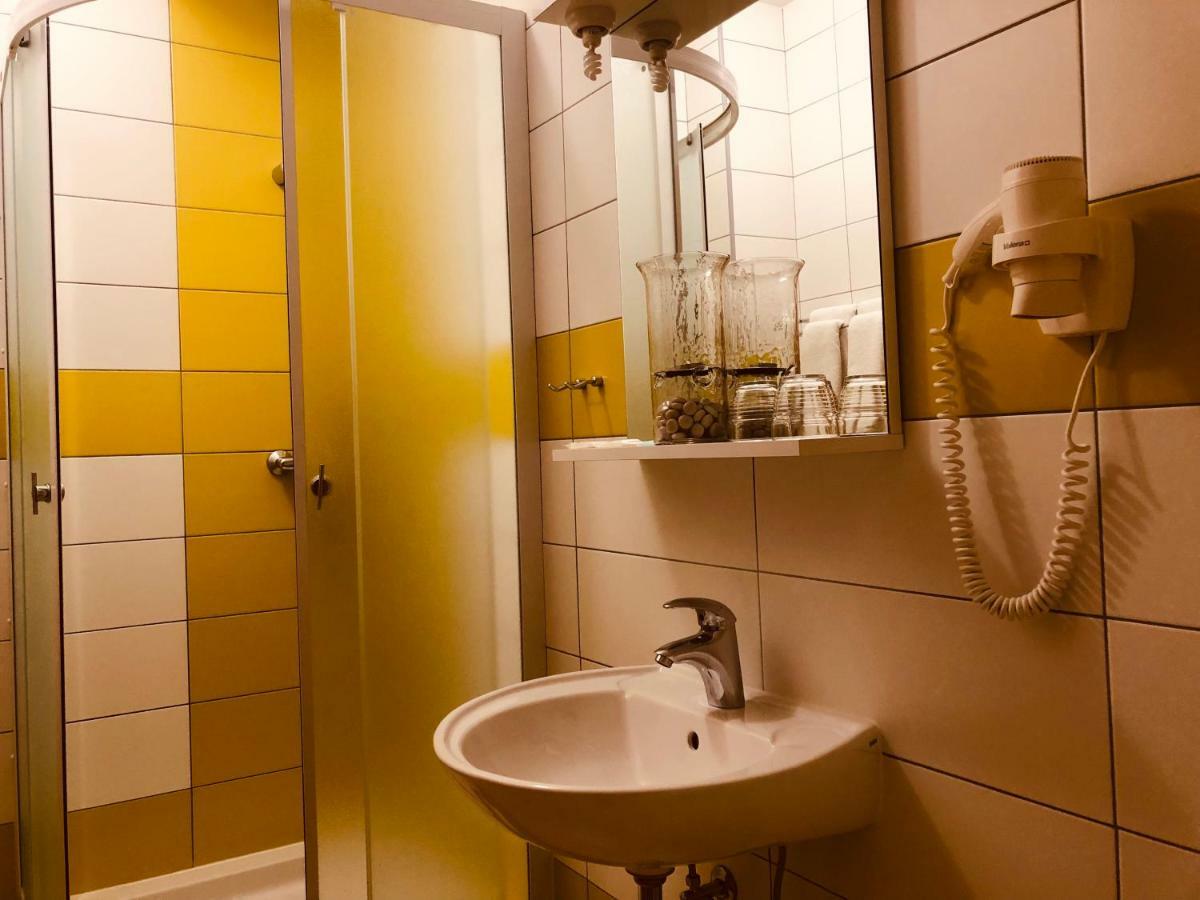 Rooms Jana スルニュ エクステリア 写真